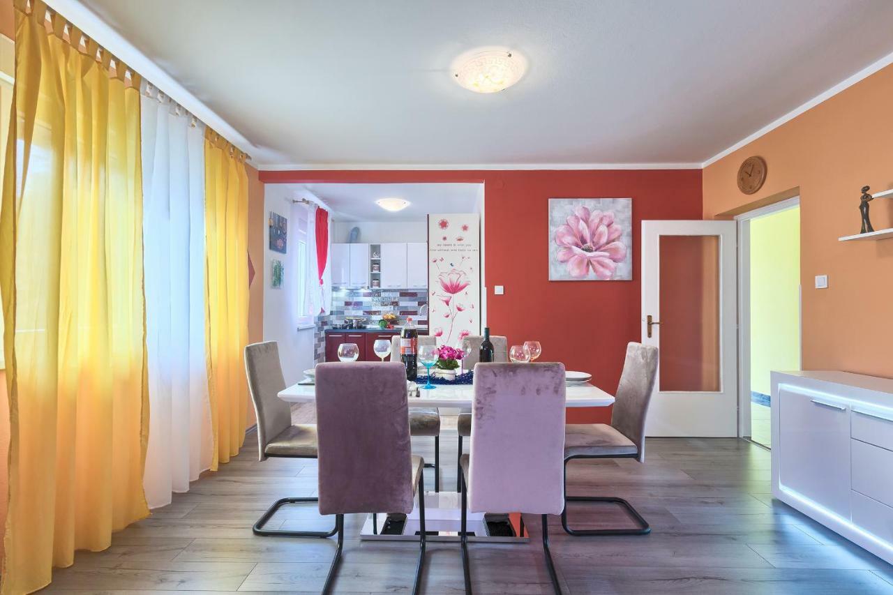 PUY Apartman Modry מראה חיצוני תמונה