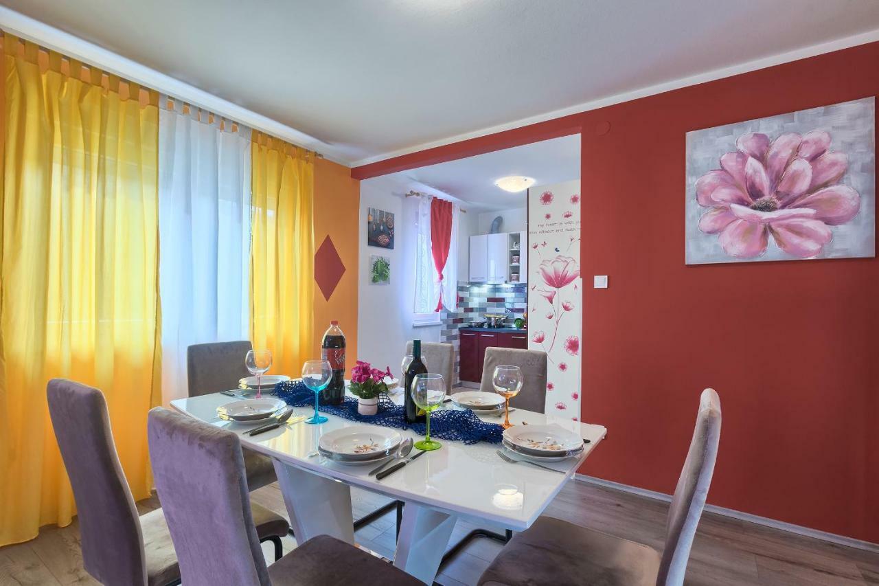 PUY Apartman Modry מראה חיצוני תמונה